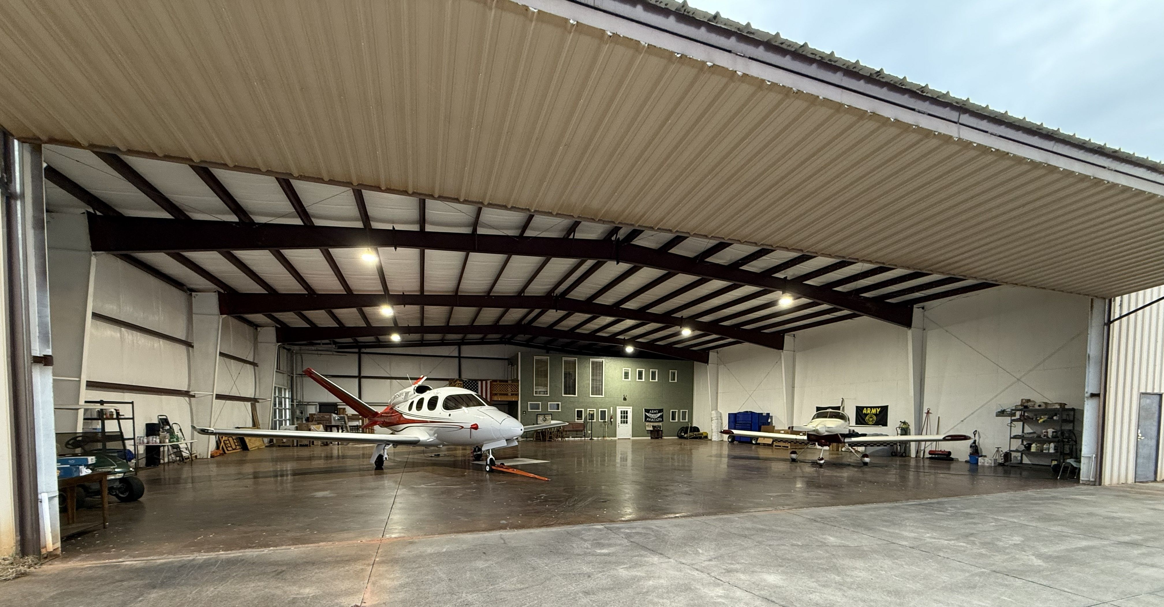 Hangar with Offices - Aircraft Hangar monthly rental - Hangar Direct